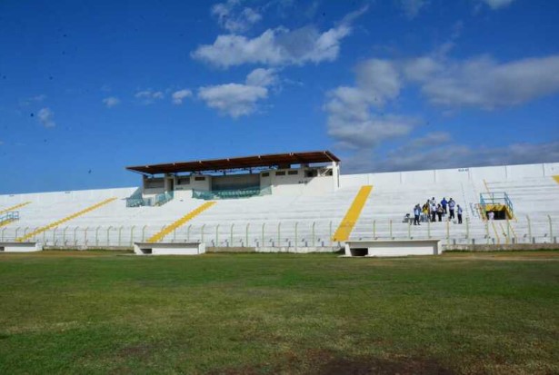 Série C: Altos desiste de reforma em estádio e vai mandar jogos em Teresina