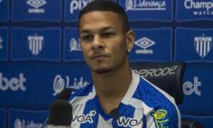 Série B: Novo reforço, Igor Inocêncio pede 'muita consistência' ao Avaí