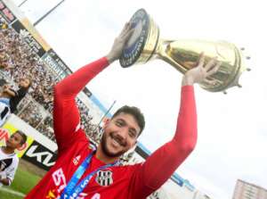 Caíque França absorveu ensinamentos de seu professor Lauro