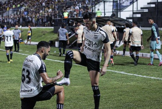Sport vence o Ceará e vira líder da Série B