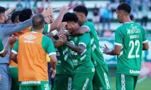 Goleada da Chapecoense não deve preocupar a Ponte Preta
