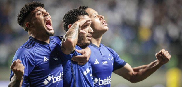 Cruzeiro avança na Copa do Brasil