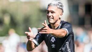 Botafogo consegue acordo com clube uruguaio por Diego Hernández