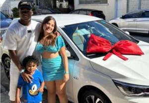 Endrick dá um carro de R$ 100 mil para ex-namorada