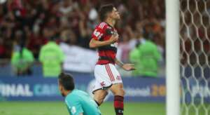Carioca: Melhor em campo, Ayrton Lucas aponta equilíbrio do Flamengo