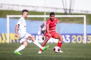 EC São Bernardo 0 x 3 Capivariano — Visitantes ampliam vantagem pelo acesso