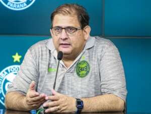 Paranaense: Guto Ferreira deixa o comando do Coritiba