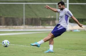 Fifa autoriza e Henrique Dourado está liberado para estrear pelo Cruzeiro