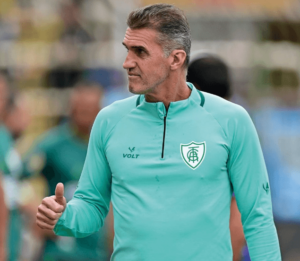 Nova Iguaçu-RJ 1 x 2 América-MG - Coelho vence com gol contra nos acréscimos