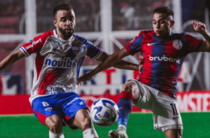 San Lorenzo-ARG 0 x 2 Fortaleza - Leão vence no apagar das luzes