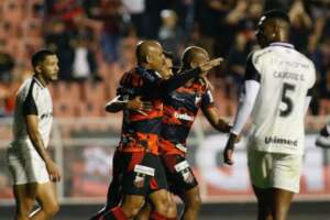 Ituano 2 x 0 Ceará - Galo canta alto na estreia da Série B