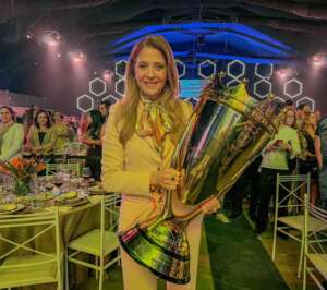 Leila diz que Palmeiras é uma 'máquina' e não se preocupa com futuro de Abel