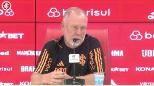 Após vitória do Internacional, Mano Menezes aponta erro dos treinadores: 'Burrice'
