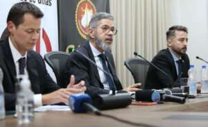 MP apura se atletas de Santos e rivais do Palmeiras receberam propina para levar cartão