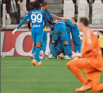 ITALIANO: Napoli marca nos acréscimos, bate Juventus e pode ser campeão na próxima rodada