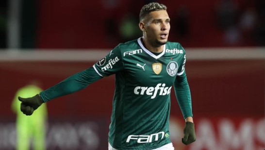 Santos consultou o Palmeiras por atacante Rafael Navarro