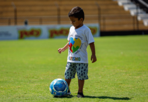 Série B: Novorizontino abre treino para alunos com TEA no mês da Conscientização do Autismo