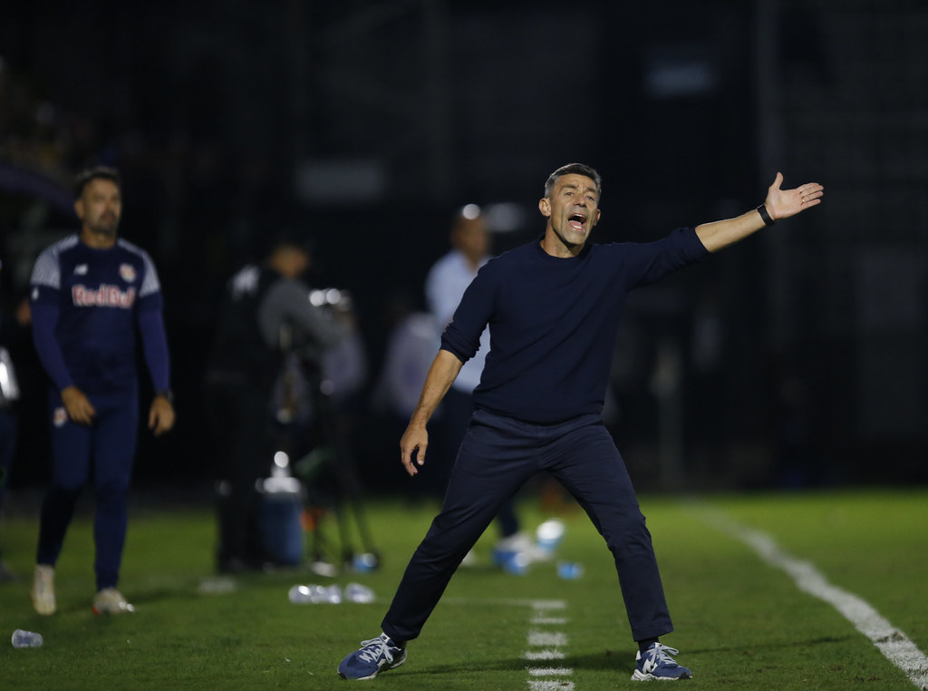 RB Bragantino tem atuação aprovada mesmo derrotado