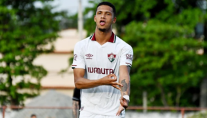 Série C: Volta Redonda-RJ acerta com centroavante revelado pelo Fluminense