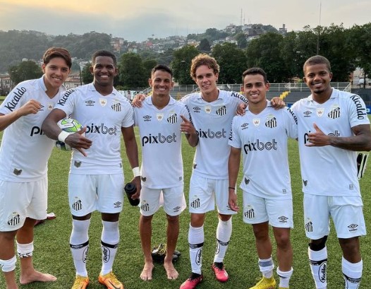 BRASILEIRO SUB-20: Santos atropela o Cruzeiro e é líder do Grupo B