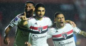 São Paulo 2 x 0 Puerto Cabello-VEN - Tricolor deslancha no fim e vence mais uma na Sula