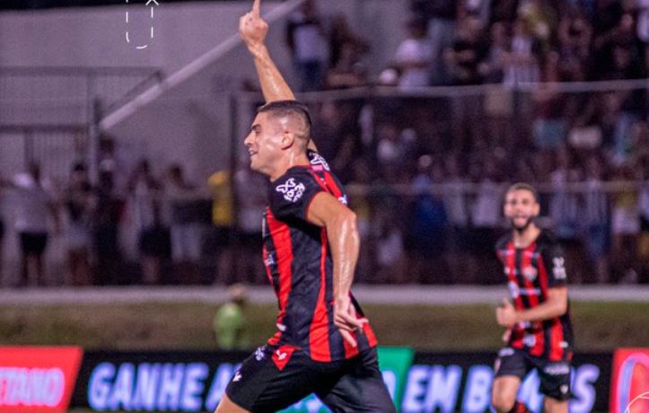 SÉRIE B: Vitória segue 100% e Chapecoense vence primeira