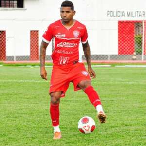 Copa Paulista: Marília apresenta ex zagueiro do rival Noroeste