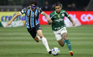 Abel Ferreira aprova o Palmeiras, mas evita a euforia