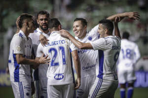 América-MG 0 x 4 Cruzeiro - Raposa atropela e sela a paz
