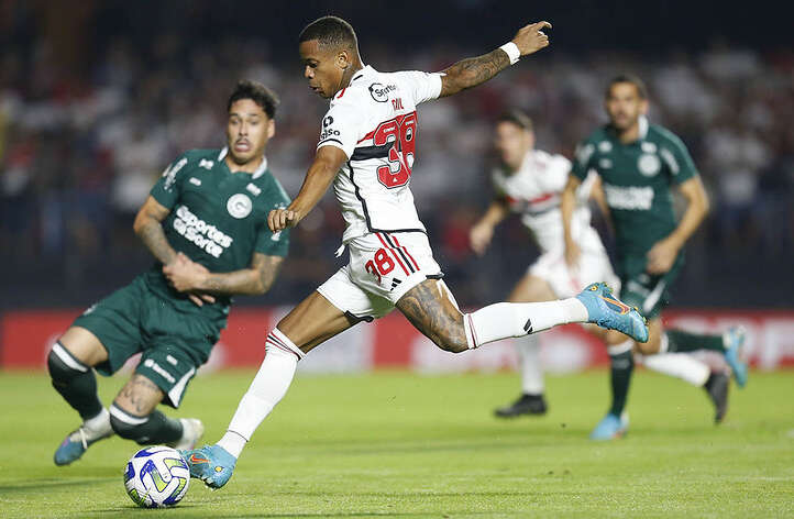 Brasileirão - São Paulo 2 x 1 Goiás