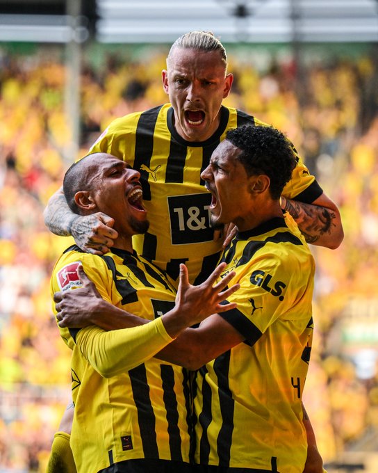 ALEMÃO: Borussia Dortmund bate Augsburg e recupera a liderança a 1 jogo do fim
