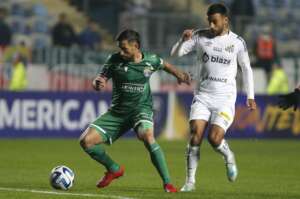 Audax Italiano-CHI 2 x 1 Santos - Peixe se desestabiliza após expulsão e leva virada