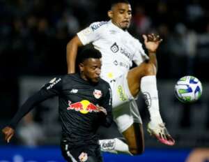 Odair não gosta do Santos e revela cobrança no vestiário