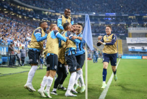 Grêmio 3 x 1 Inter - Luis Suárez brilha e Tricolor faz chocolate do Colorado