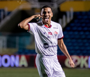 Ceará 0 x 2 Vitória - Leão engata 5ª vitória seguida e lidera Série B