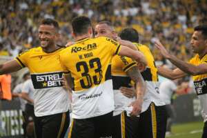 Série B: Criciúma recebe parecer da Comissão de Arbitragem sobre pênalti contra Londrina