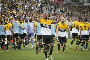 Criciúma x Atlético-GO - Tigre recebe Dragão em confronto direto pelo G4