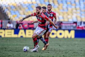 LIBERTADORES: Flamengo e Athletico-PR buscam a liderança