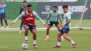 Palmeiras faz último treino e Bruno Tabata acelera recuperação