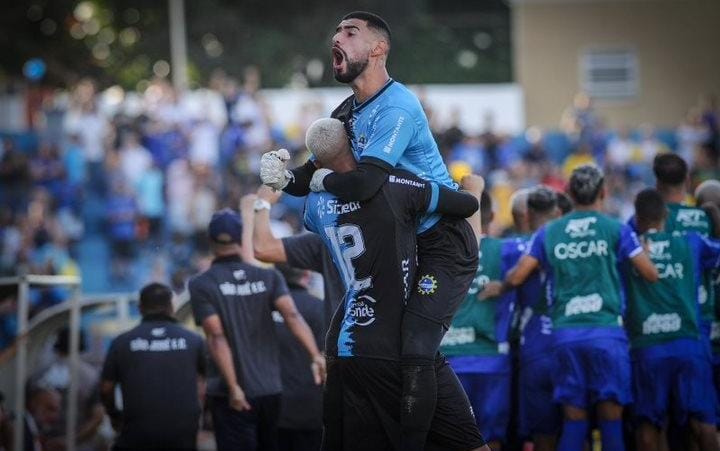 Copa Paulista: Ariel e Luís Augusto renovam com o São José E.C.