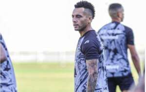 Série D: Volante do XV de Piracicaba comenta dificuldade da competição e destaca estar feliz pelo bom início