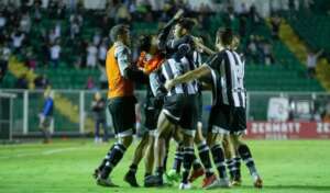 Série C: Figueirense completa um ano sem vencer fora de casa