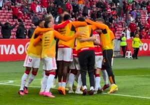 Internacional 2 x 0 Bahia - Xô derrotas! Com garra e sorte