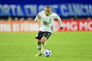 América-MG afasta lateral ex-Ponte que foi citado em Operação do MP-GO