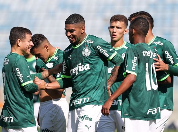 PAULISTA SUB-20: Palmeiras atropela Manthiqueira e folga na liderança do grupo