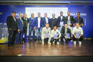 Com apoio do FI, confira as fotos dos premiados e homenageados no encerramento do Paulista A3
