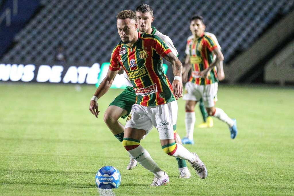 Sampaio Corrêa 2 x 1 Juventude – De virada, Bolívia vence a 1ª na Série B!