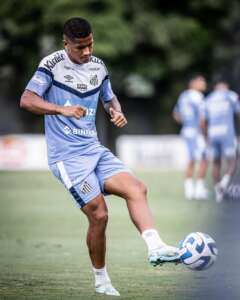 Odair espera treino no Santos para ver condições de Marcos Leonardo