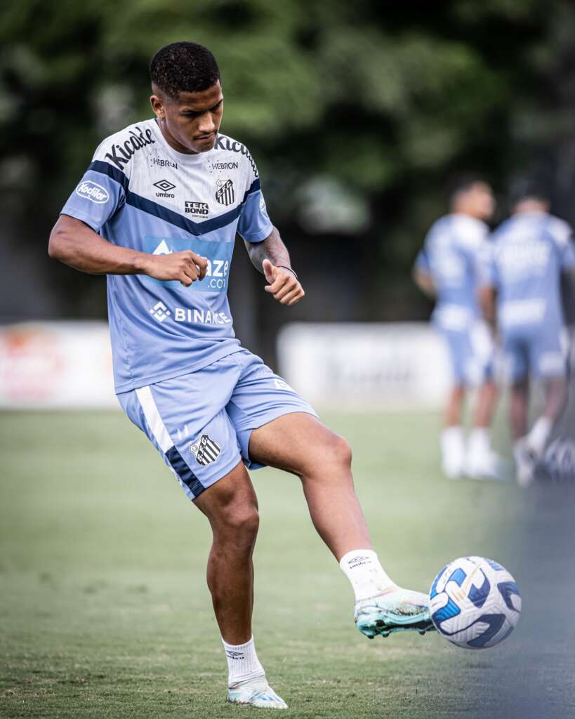 Odair espera treino no Santos para ver condições de Marcos Leonardo