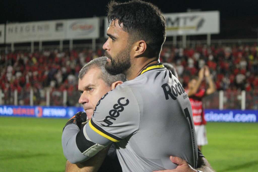 Série B: Com quatro suspensos, Criciúma terá semana cheia para definir substitutos